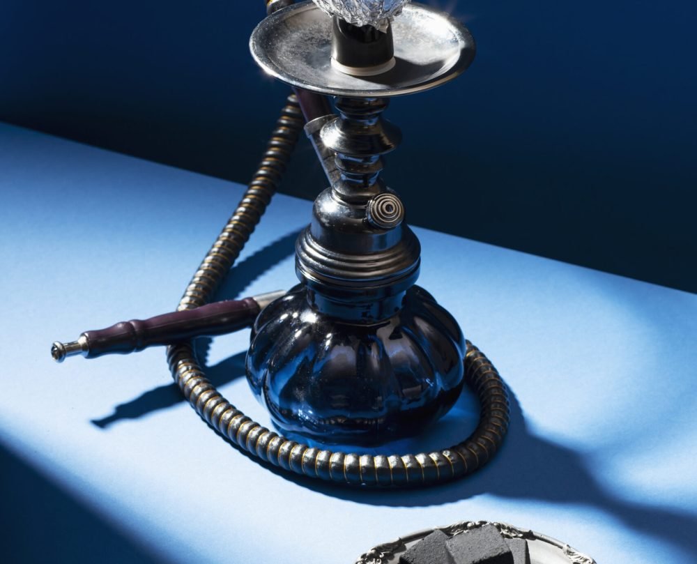 close-up-hookah-vaping (3)