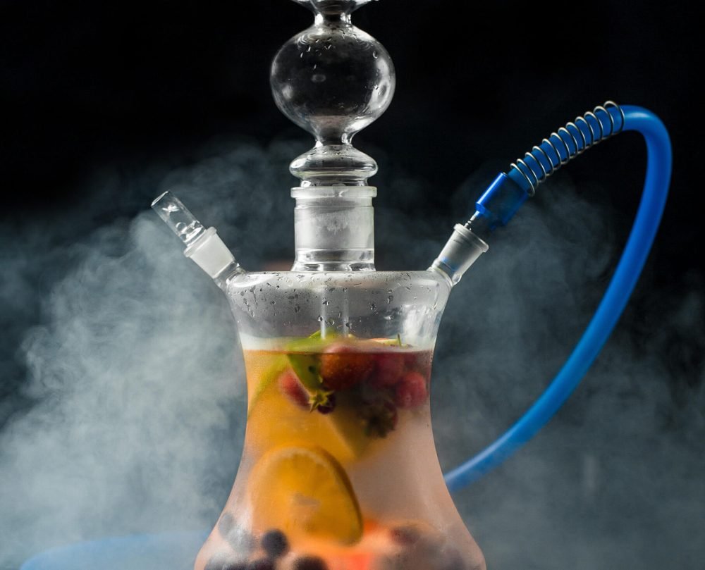 homemade-arabic-shisha-with-mixed-fruits-berries-steam